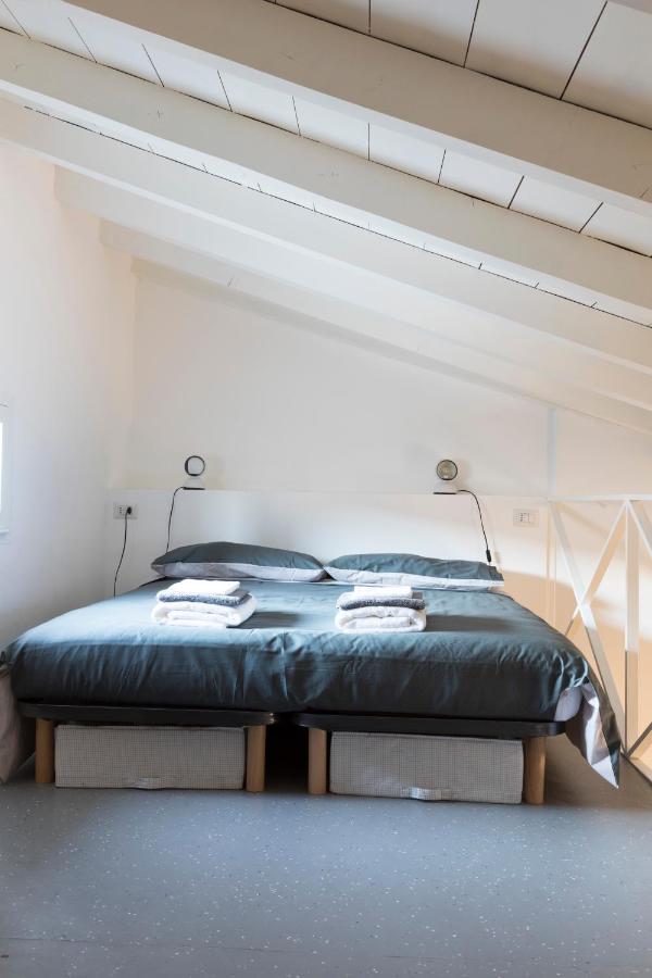 Xenia Apartments - Moderno Appartamento In Fondazione Prada Milan Luaran gambar