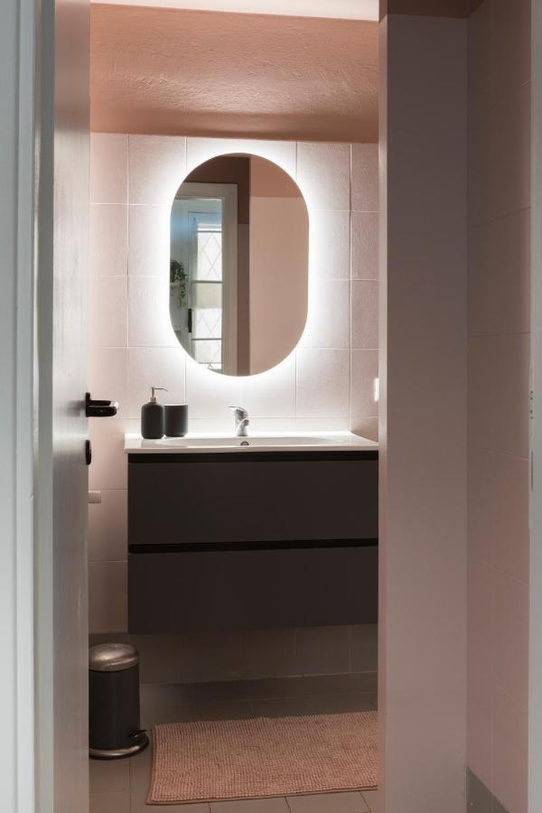 Xenia Apartments - Moderno Appartamento In Fondazione Prada Milan Luaran gambar